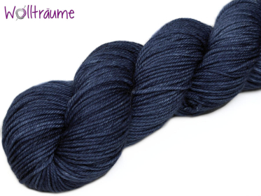 Lilly DK Jeans, handgefärbte Wolle von wollträume